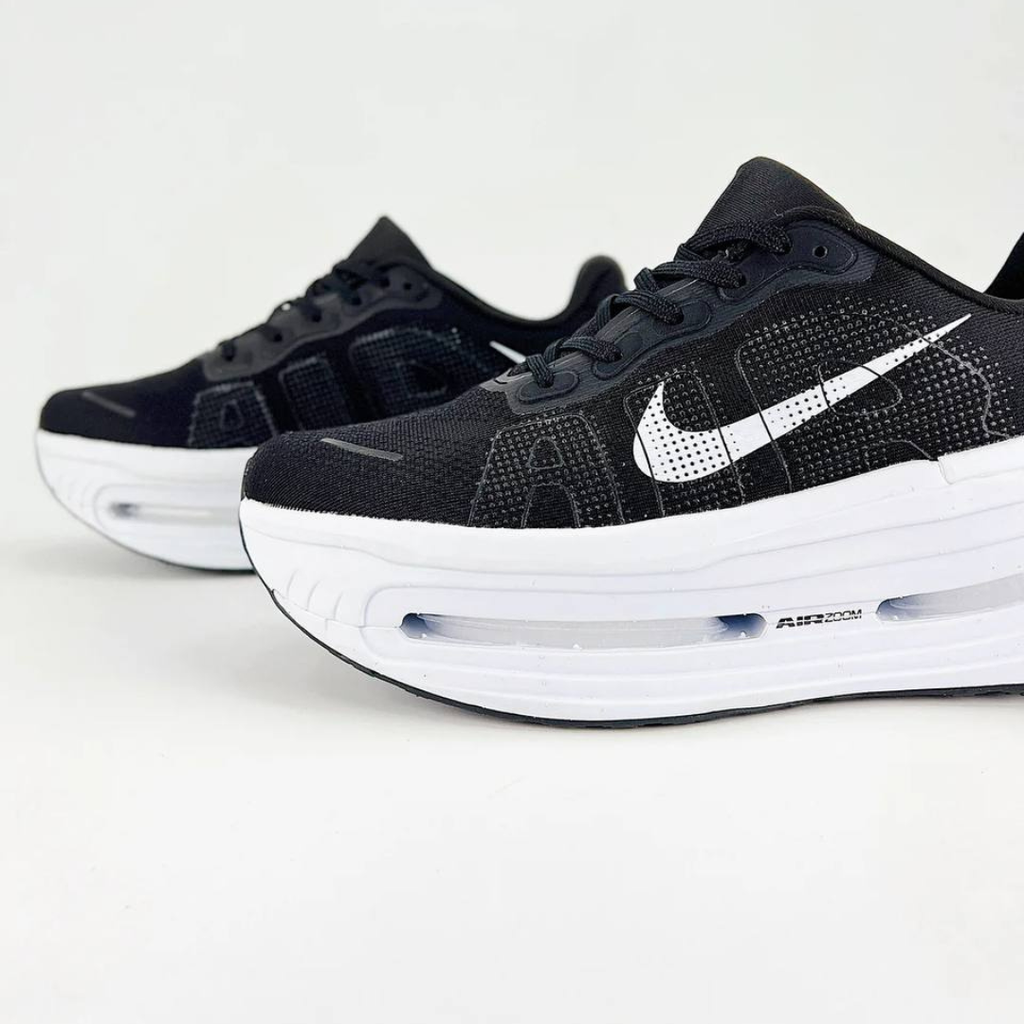 Nike Vomero Premium™ – Black Shadow avec White Cloud