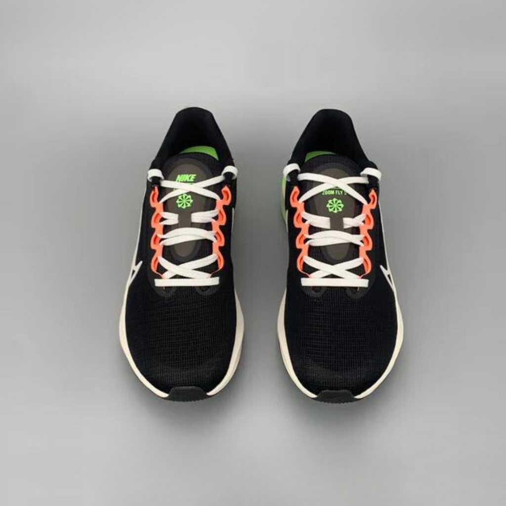 Nike Air Zoom Fly 5™ – Black Shadow et Green Strike