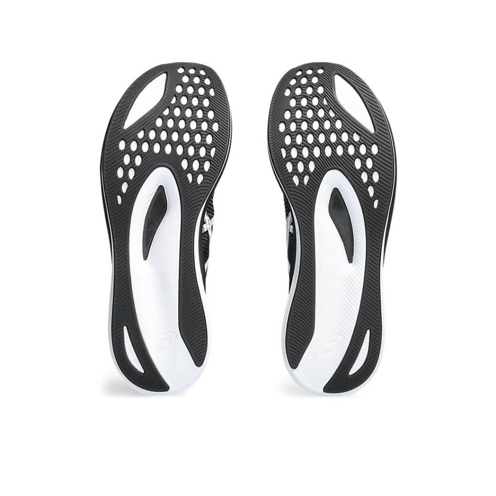 Asics Magic Speed 3™ – Noir et Blanc