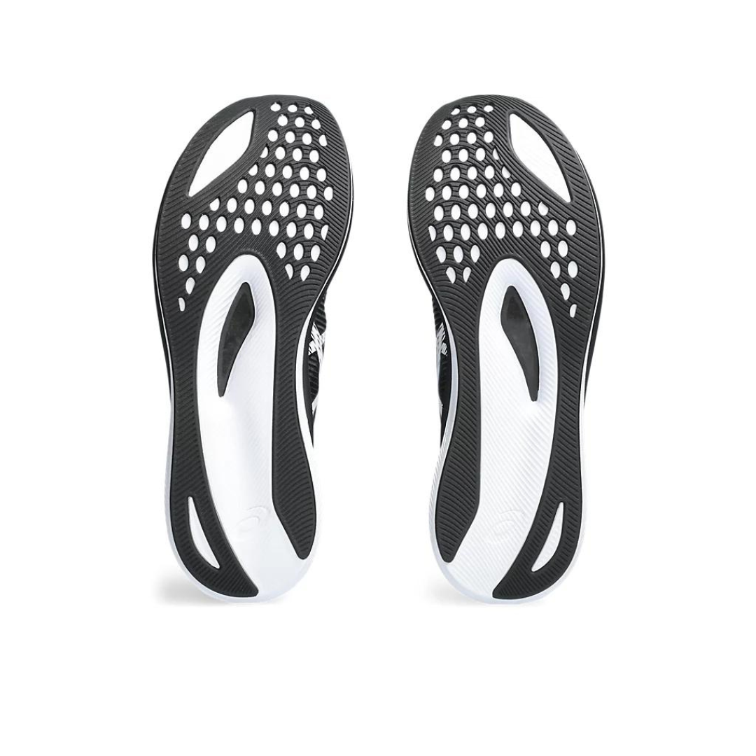 Asics Magic Speed 3™ – Noir et Blanc