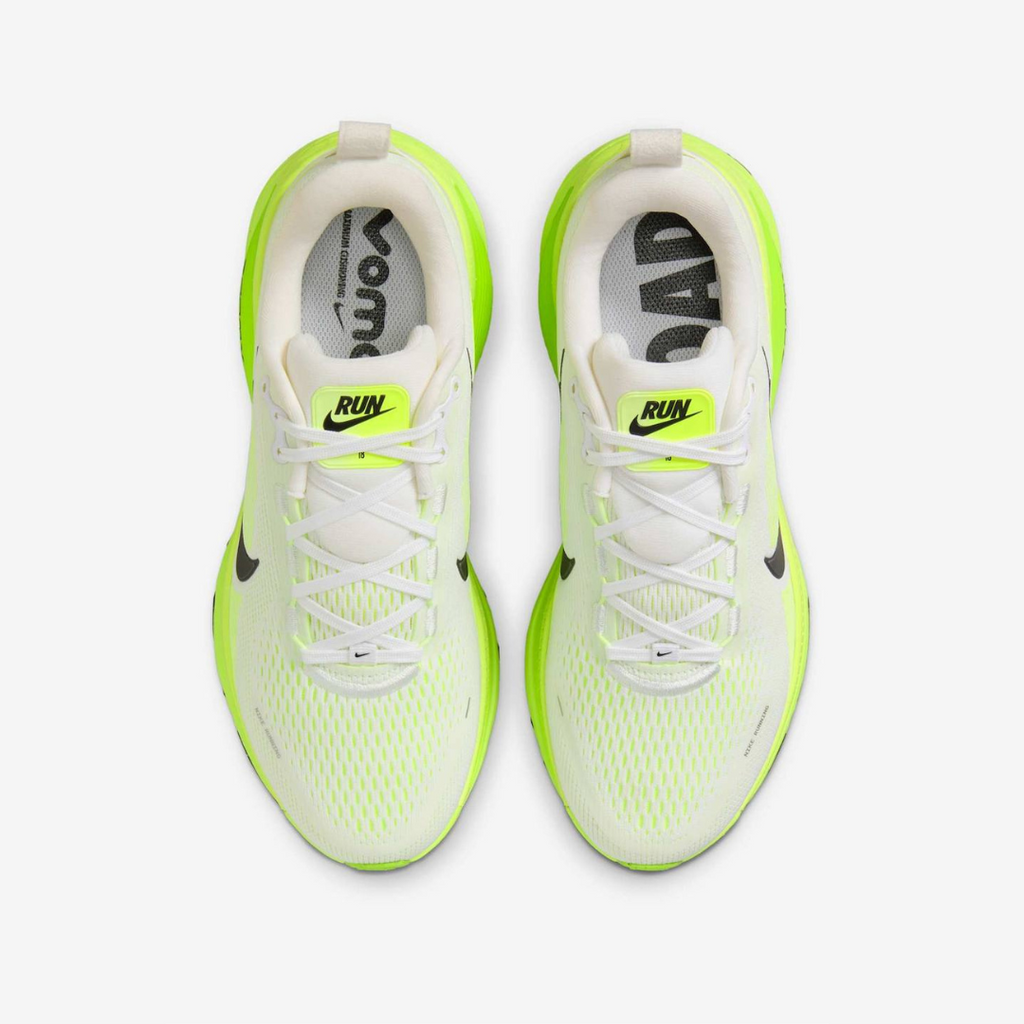 Nike Vomero 18™ – White Glow w/ Green Strike