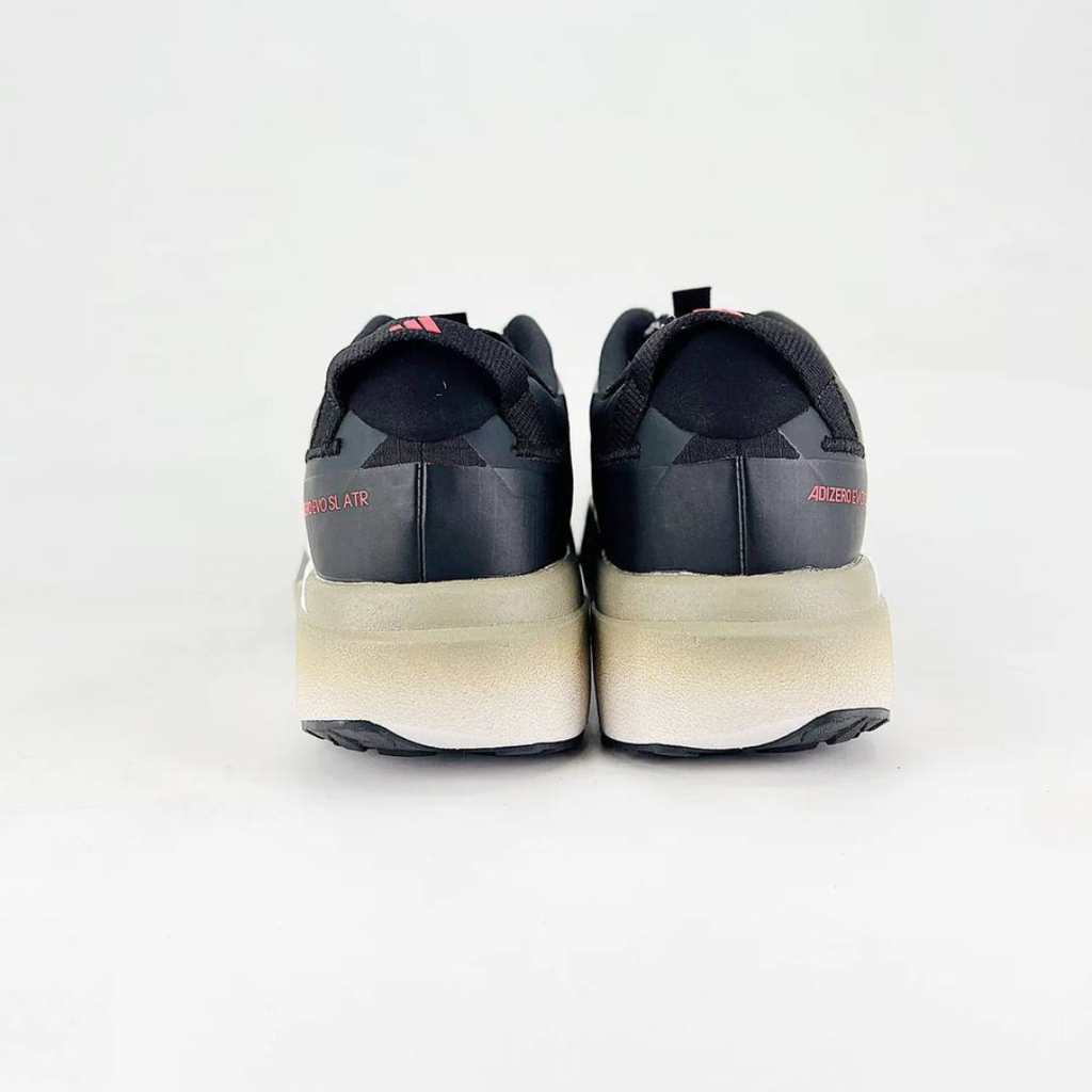 Adidas Adizero EVO SL ATR™ – Noir avec Blanc et Beige