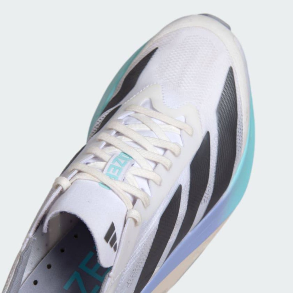 Adidas Adizero Drive RC™ – Cloud White avec Iron Metallic et Flash Aqua