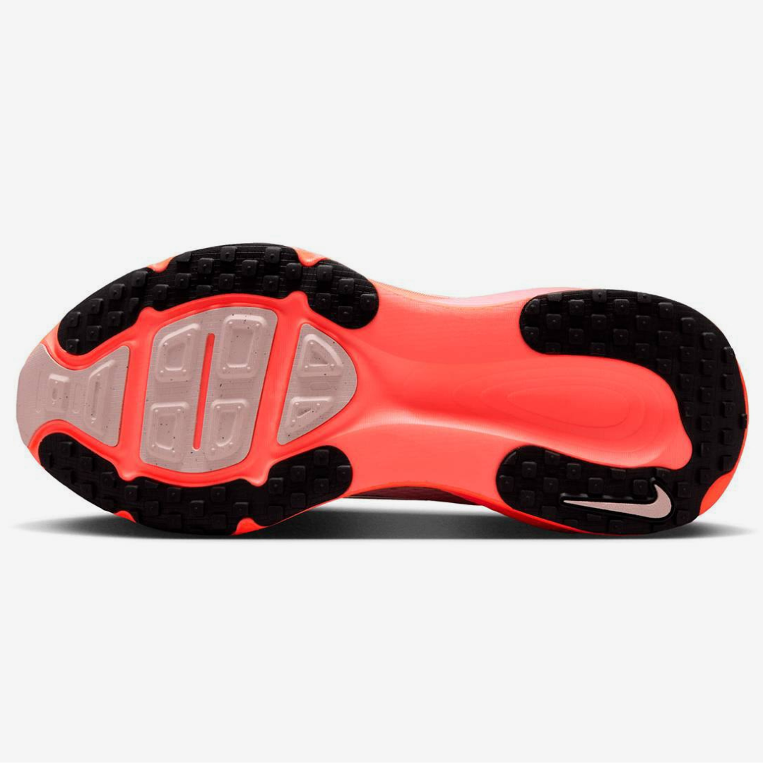 Nike Vomero 18™ – Orange coucher de soleil avec Élan cramoisi