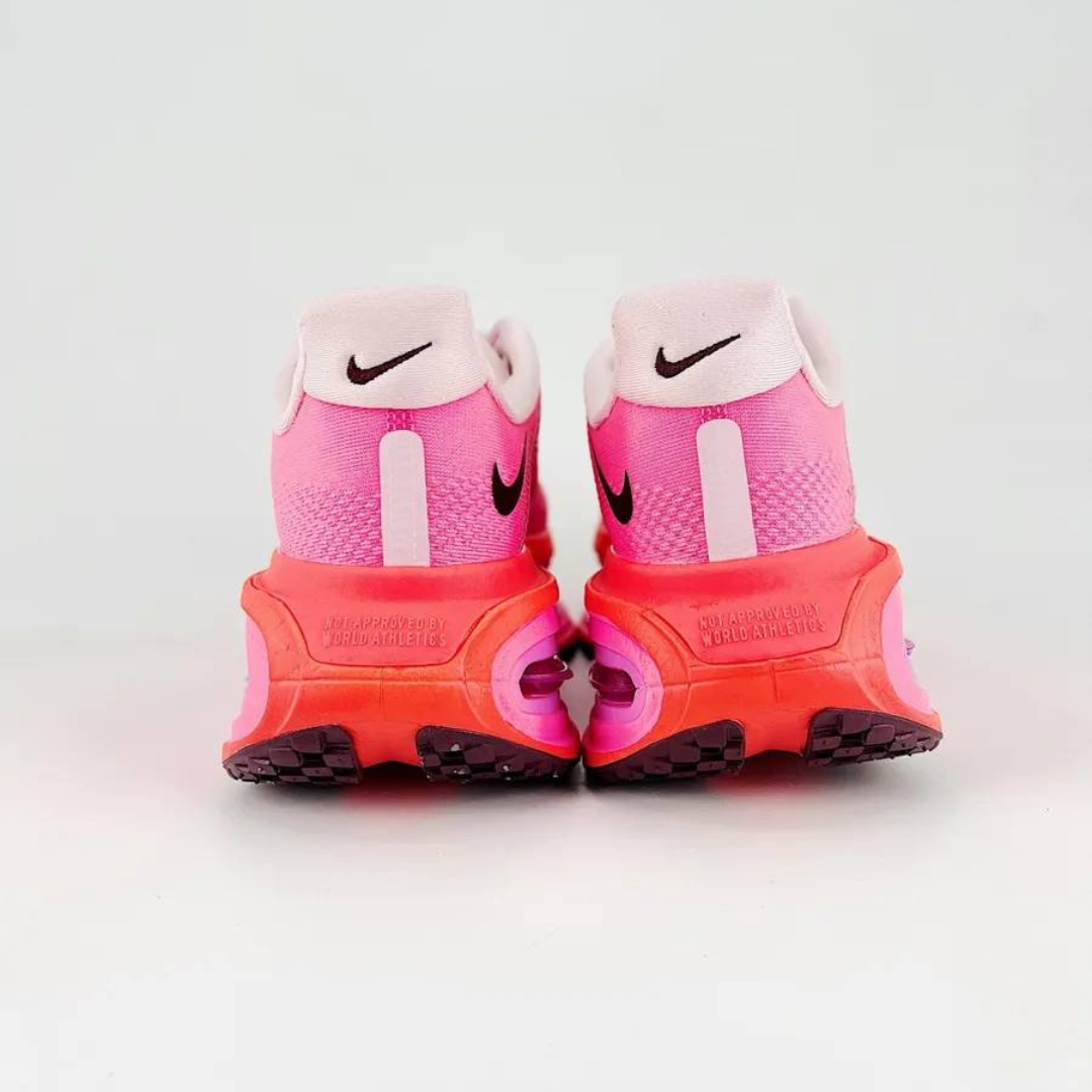 Nike Vomero Premium™ – Rose Pulse et Sunset Orange