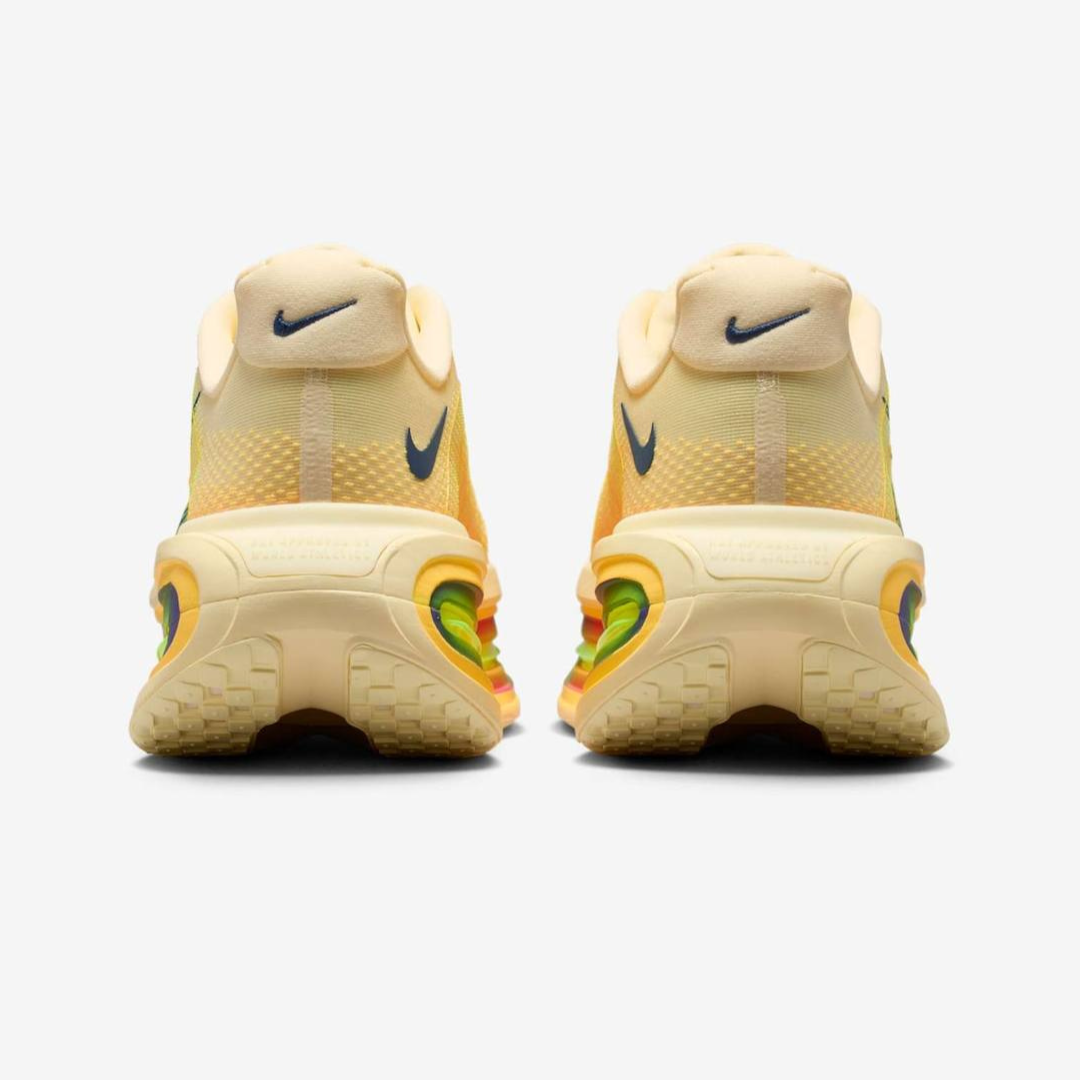 Nike Vomero Premium™ – Jaune Volt avec Spectrum Fusion