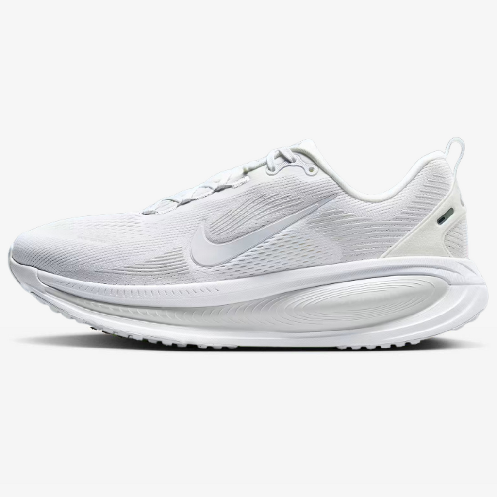 Nike Vomero 18™ – Édition Triple White