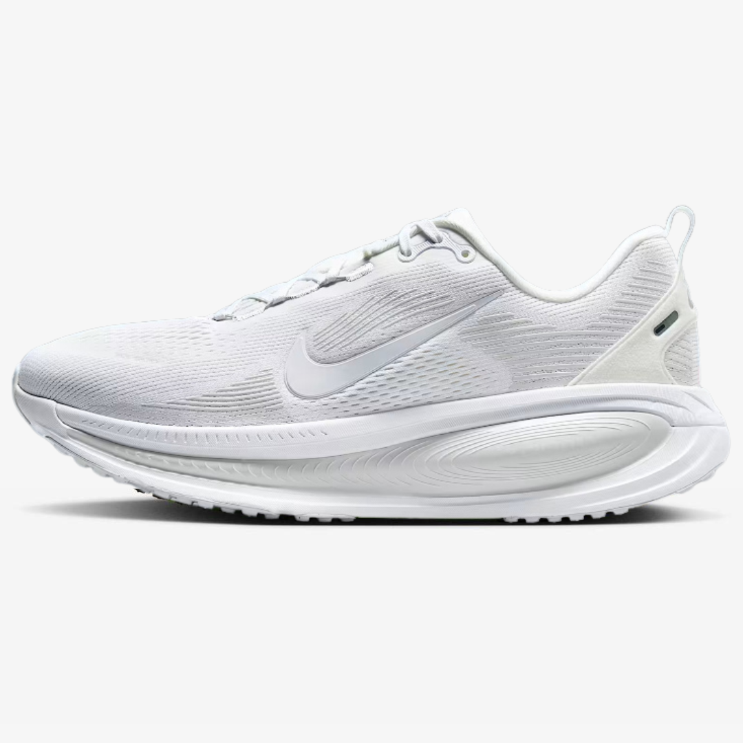 Nike Vomero 18™ – Édition Triple White