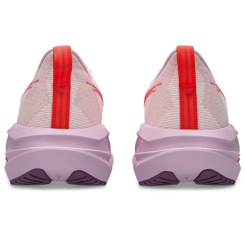 Asics Novablast 5™ – Rose avec Rouge