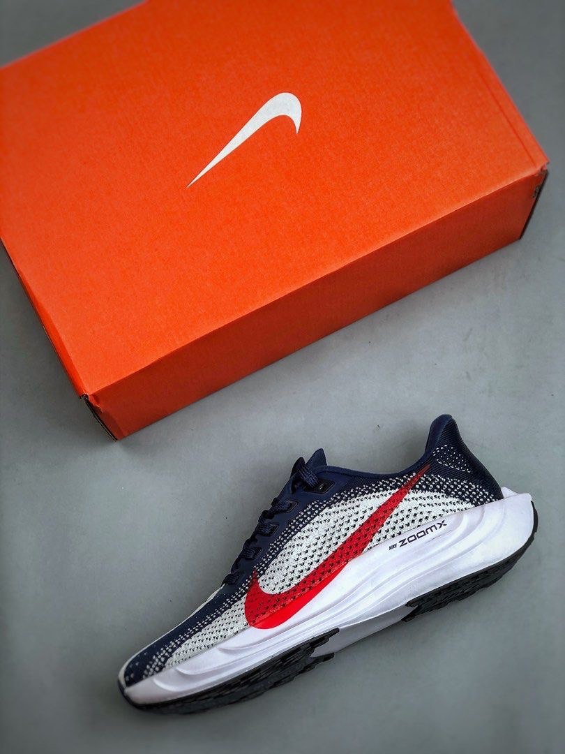 Nike Air Zoom Pegasus Plus™ – Bleu Marine/Blanc