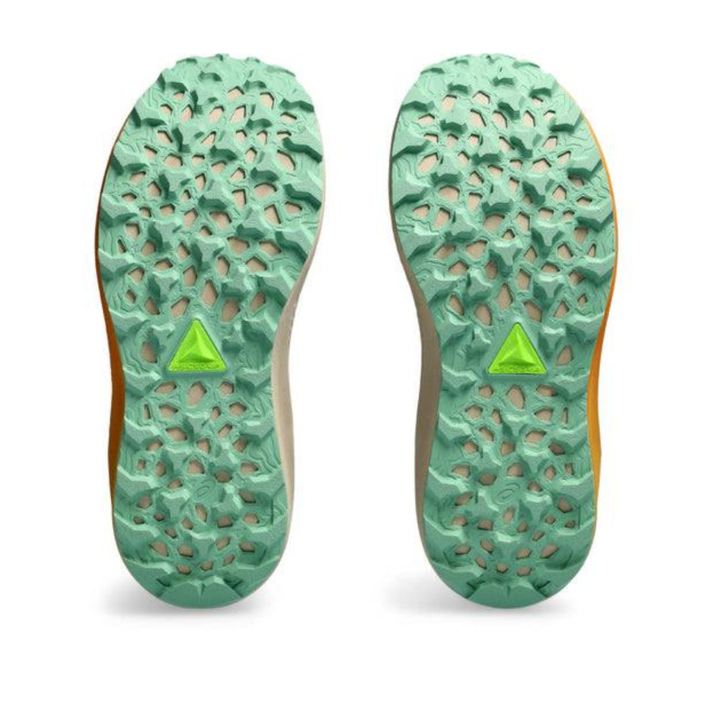Asics Trabuco Max 3™ – Beige avec orange et vert