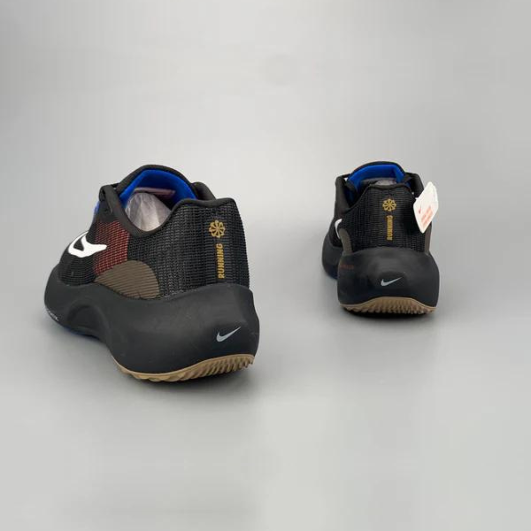 Nike Air Zoom Fly 5™ – Black Shadow avec Ocean Blue & Earth Brown