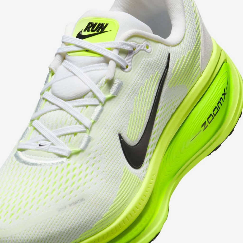 Nike Vomero 18™ – White Glow w/ Green Strike