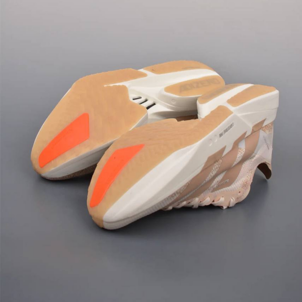 Adidas Adizero Adios Pro 4™ – Beige avec Rouge