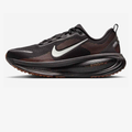 Nike Vomero 18™ – Noir Shadow avec Terre Marron