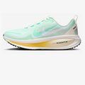 Nike Vomero 18™ – Flash Aqua avec Desert Sand