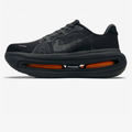 Nike Vomero Premium™ – Black Shadow avec Sunset Orange