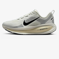 Nike Vomero 18™ – Édition Triple Noir