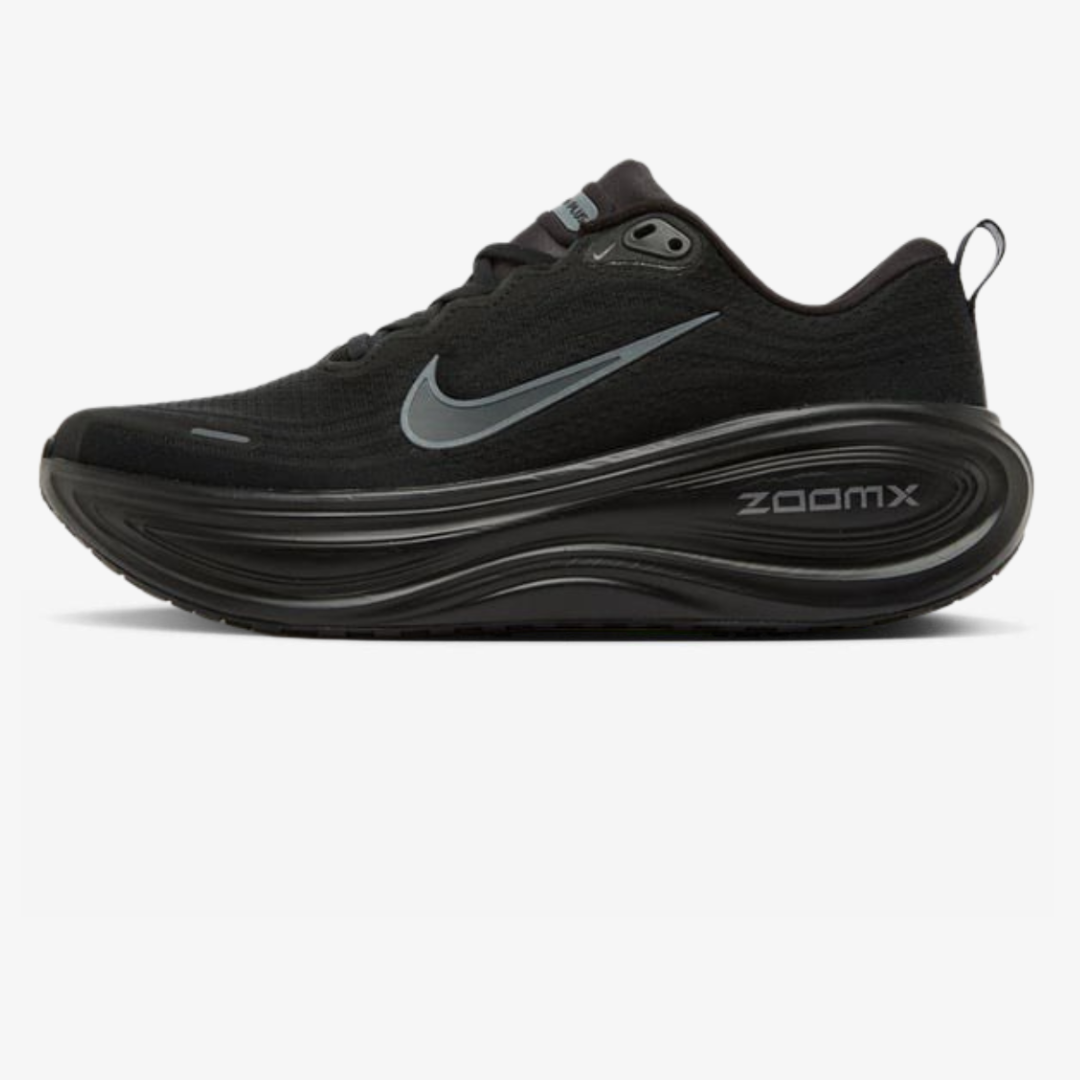 Nike Vomero Plus™ – Édition Triple Black