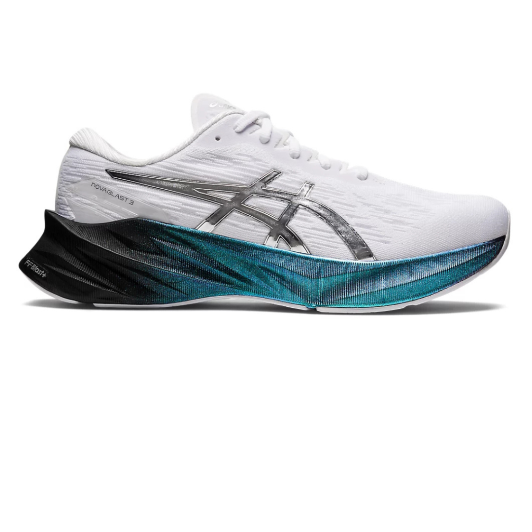 Asics Novablast 3™ – Blanc Bleu