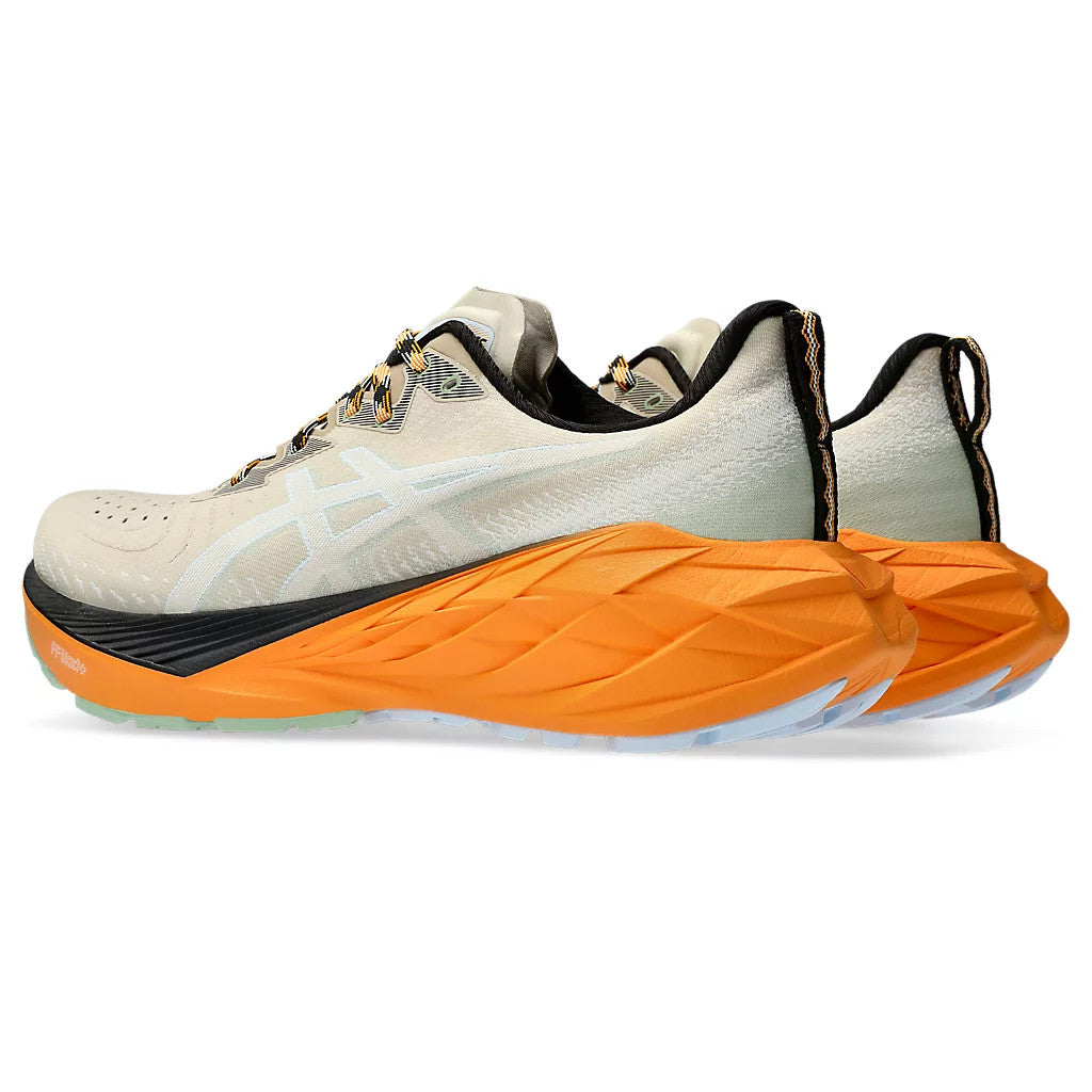 Asics Novablast 4™ – Beige et orange