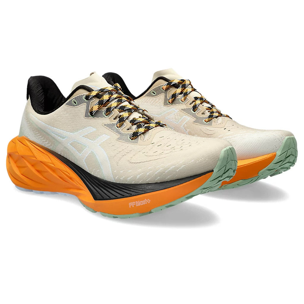 Asics Novablast 4™ – Beige et orange