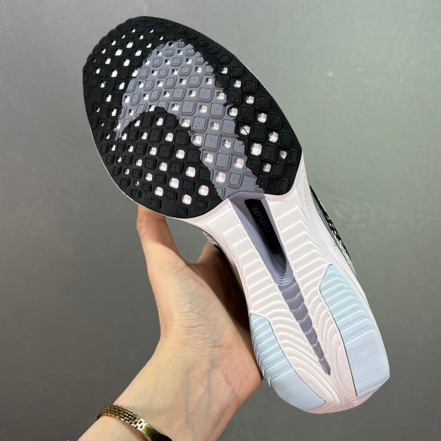 Nike Air ZoomX Vaporfly Next% 3™ – White Mist/gris cendre