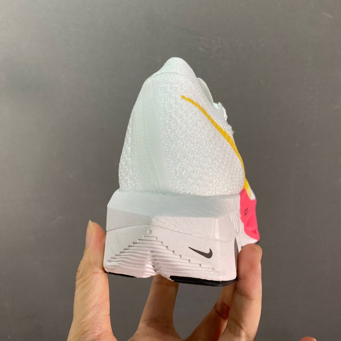 Nike Air ZoomX Vaporfly Next% 3™ – White Bloom Pink