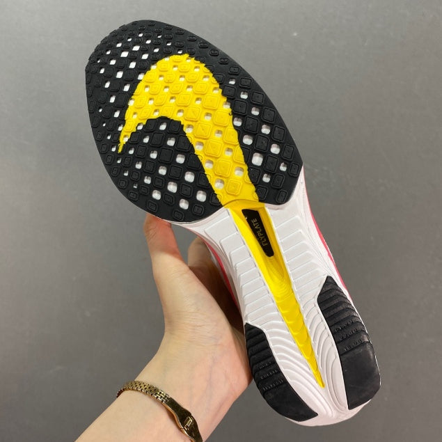 Nike Air ZoomX Vaporfly Next% 3™ – White Bloom Pink