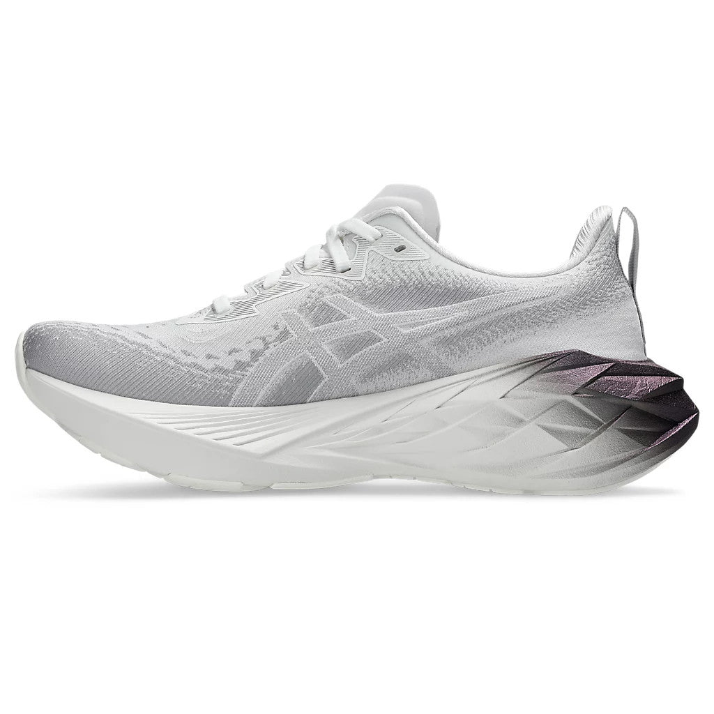Asics Novablast 4™ – Blanc Noir
