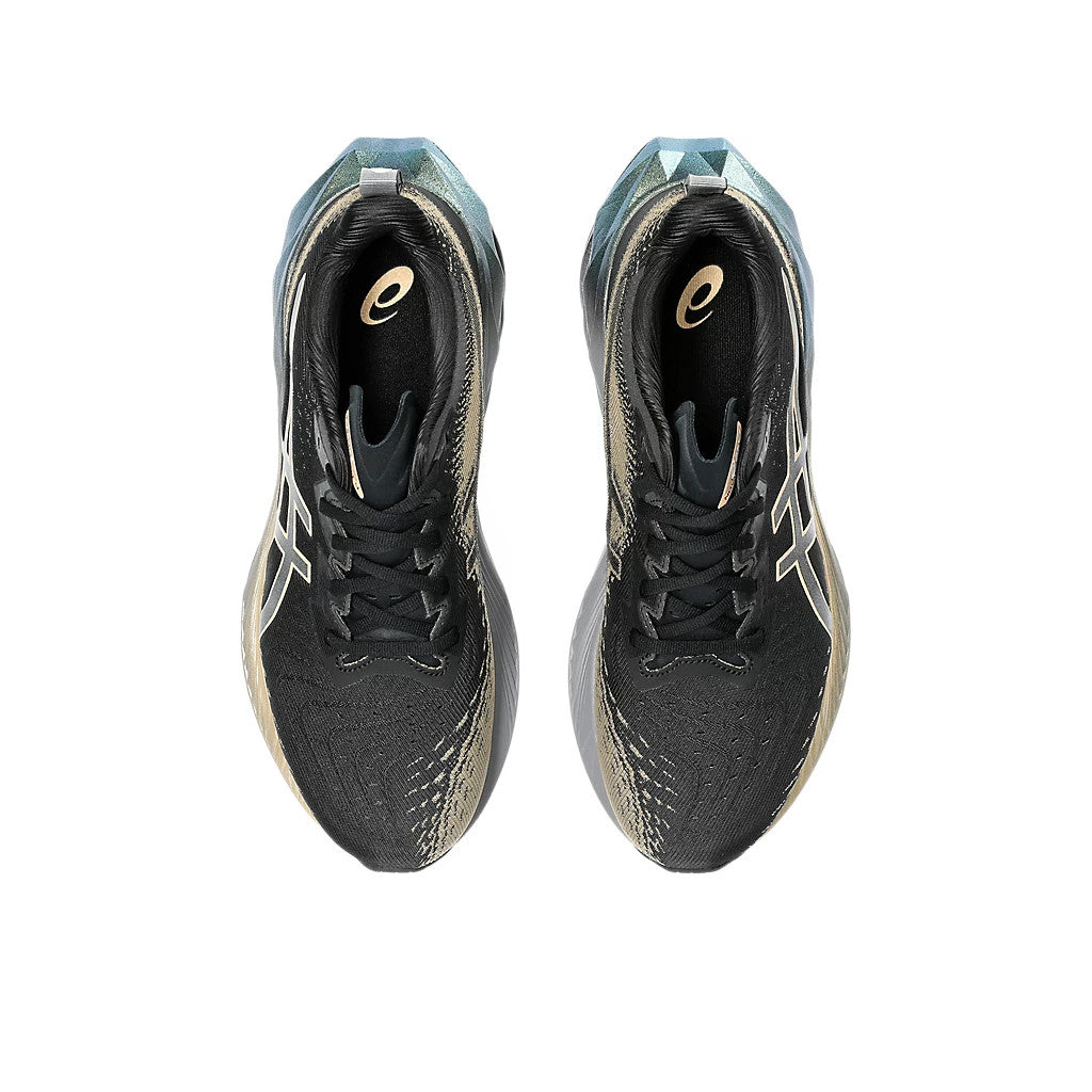 Asics Novablast 4 Platinum™ – Noir/Doré