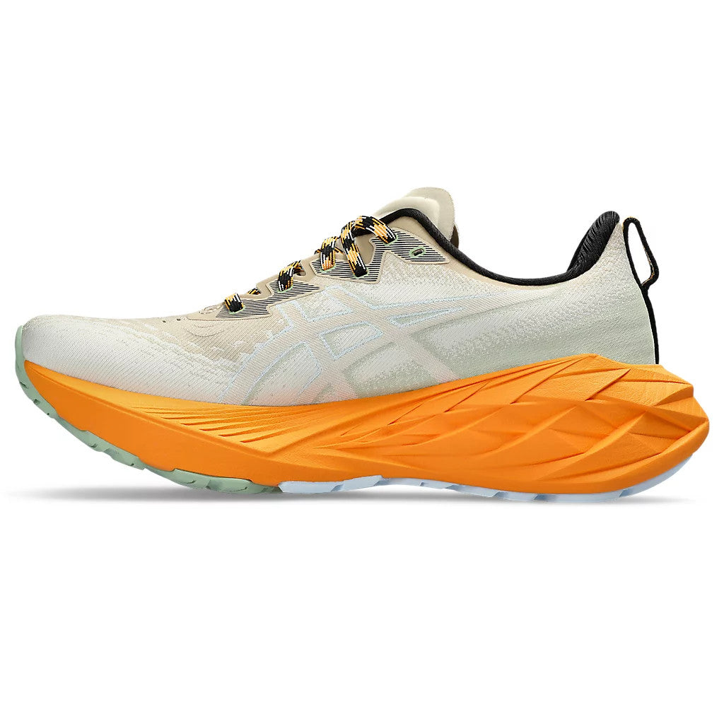 Asics Novablast 4™ – Beige et orange
