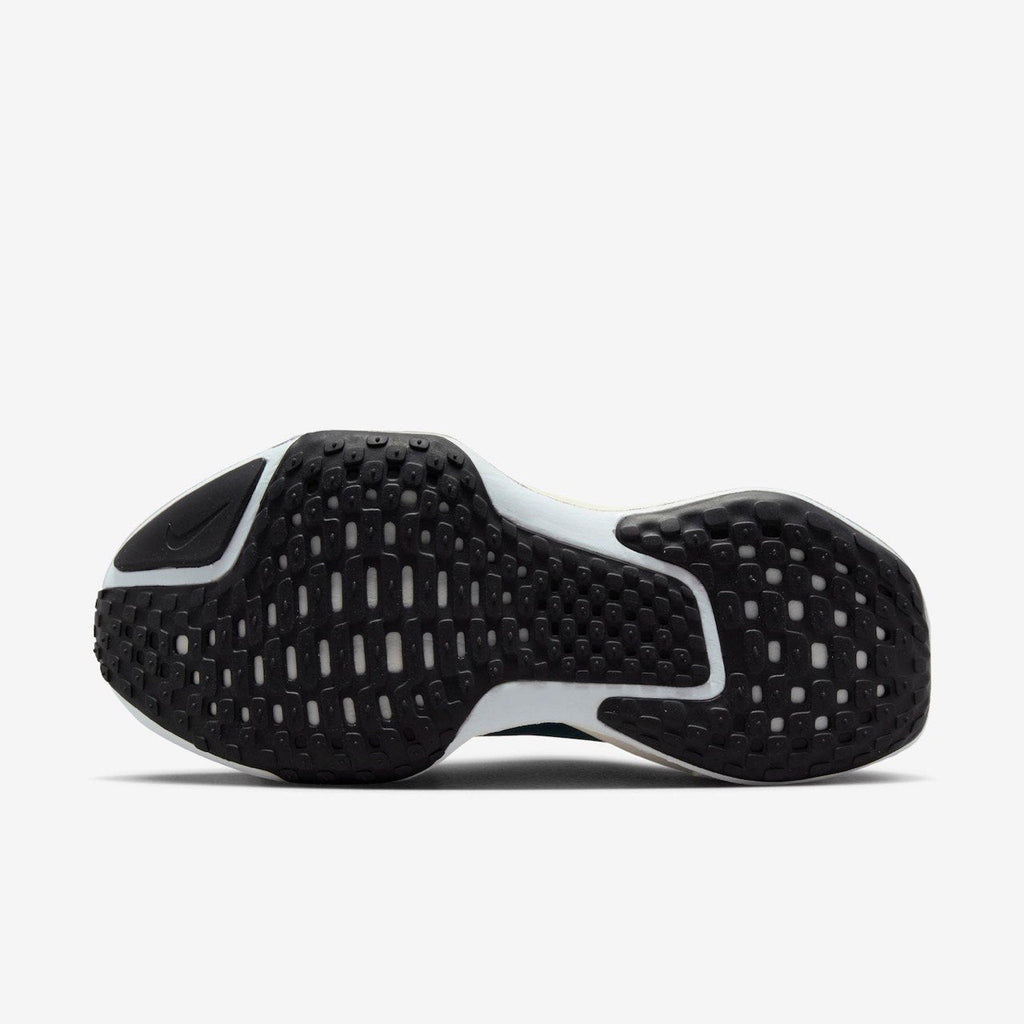 Nike ZoomX Invincible Run 3™ – Black Shadow et White Cloud