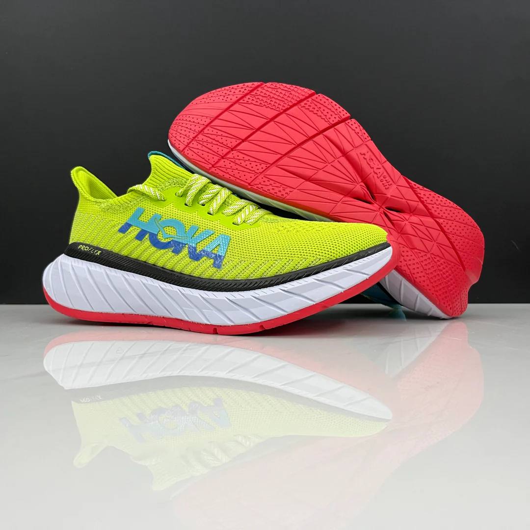 Hoka Carbon X3™ – Vert Vibrant avec Rouge Intense
