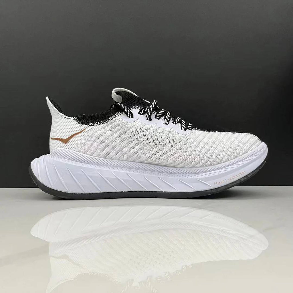 Hoka Carbon X3™ – Noir Intense avec Blanc Classique