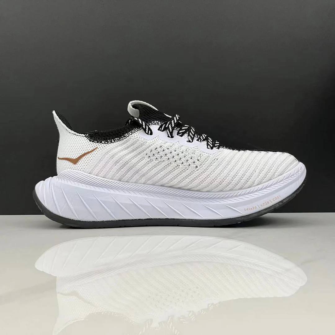Hoka Carbon X3™ – Noir Intense avec Blanc Classique